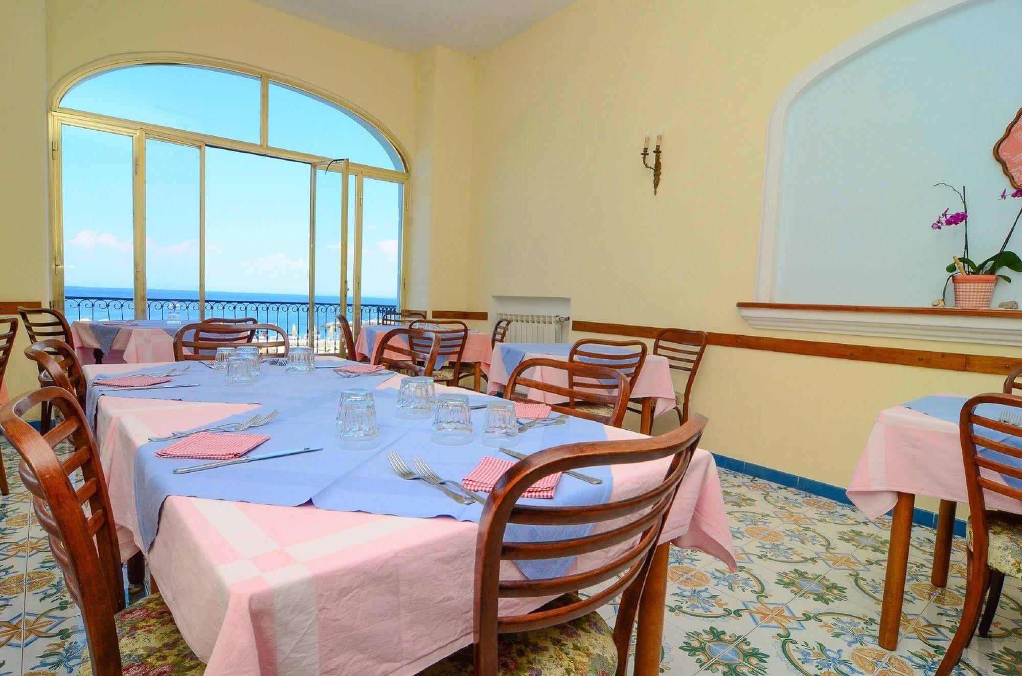 Hotel Terme Marina Lacco Ameno  Bagian luar foto